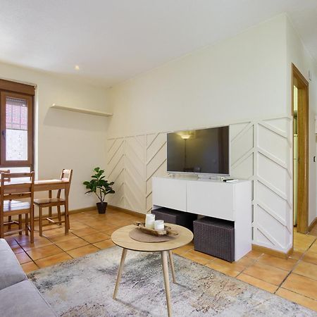Casona 44 - Apartamento Para 2 Con Wifi, Ac Y Patio Exterior الكالا ذي إِناريس المظهر الخارجي الصورة