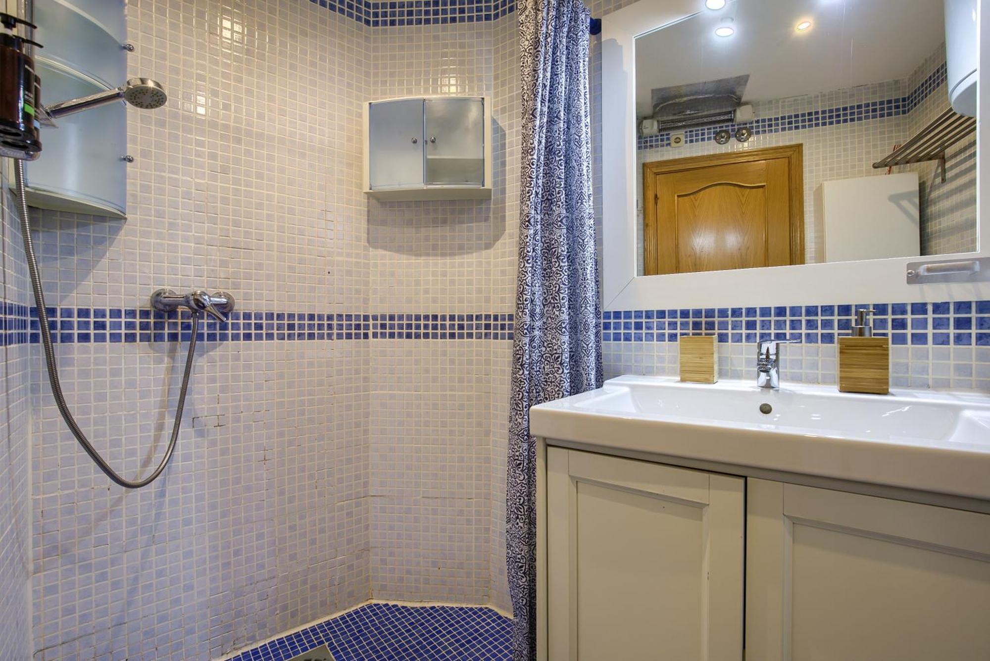 Casona 44 - Apartamento Para 2 Con Wifi, Ac Y Patio Exterior الكالا ذي إِناريس المظهر الخارجي الصورة