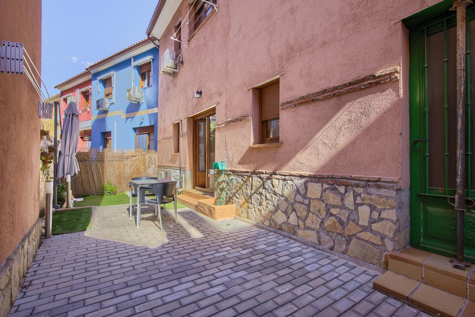 Casona 44 - Apartamento Para 2 Con Wifi, Ac Y Patio Exterior الكالا ذي إِناريس المظهر الخارجي الصورة